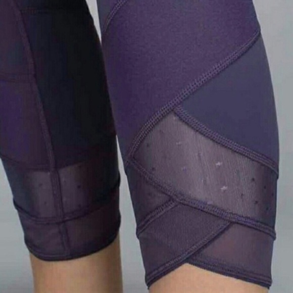 lululemon athletica Pants - Lululemon emerge renewed crop tights